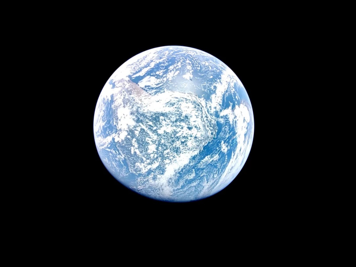 ブルーゴースト版「ブルーマーブル」(同着陸船が撮影した地球の写真)/Firefly Aerospace