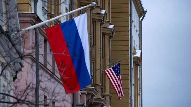 ウクライナ戦争をめぐる米ロ交渉が１８日から始まる見通しだ/Alexander Zemlianichenko/AP