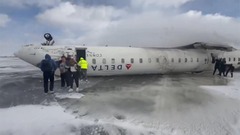 デルタ機が着陸に失敗、搭乗者全員避難　カナダ空港