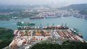 米ブラックロック、パナマ運河の港湾を香港企業から買収　トランプ氏憤慨の根源