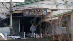 ナイトクラブ火災で５９人死亡、舞台効果の花火が原因か　北マケドニア