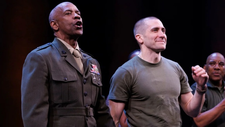 「Ｏｔｈｅｌｌｏ（原題）」の開演初日にカーテンコールに登場したデンゼル・ワシントンとジェイク・ギレンホール＝２３日/CJ Rivera/Invision/AP