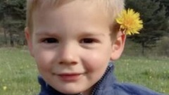２歳男児の行方不明事件、祖父母を殺人容疑で逮捕　フランス