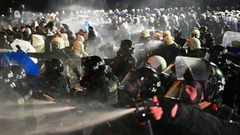 トルコ抗議デモ取材の記者７人逮捕、ＡＦＰが釈放要求　拘束１４００人超す