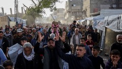 ガザでハマスに対する最大規模の抗議デモ、パレスチナ住民数千人が参加か