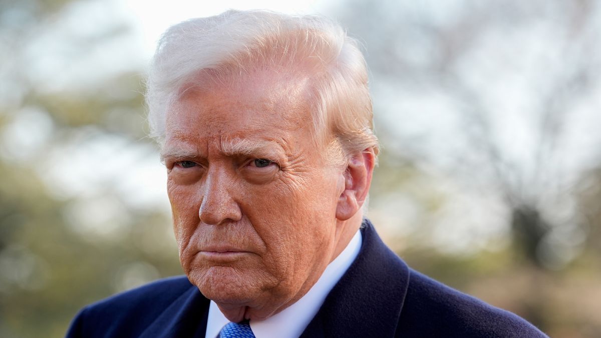 トランプ米大統領、２５％自動車関税の発動発表　世界貿易戦争エスカレート