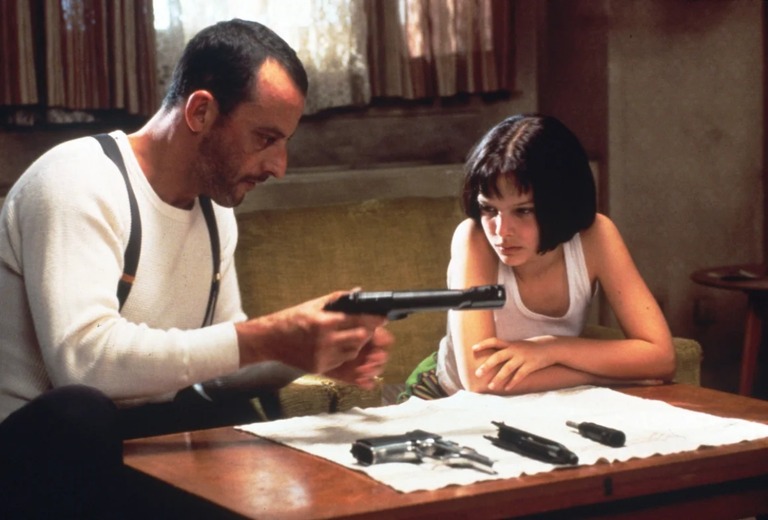 「レオン」（１９９４）でのジャン・レノとナタリーポートマン/Snap/Shutterstock