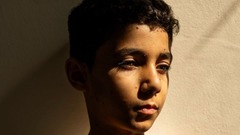 傷ついたパレスチナ人の少年の肖像、年間の報道写真大賞に選出