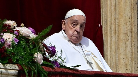 ローマ教皇、復活祭に姿見せる