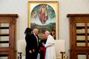 トランプ米大統領夫妻、ローマ教皇の葬儀に参列へ