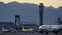 ヘリと旅客機の危険な接近、ラスベガスでも頻発　米航空当局