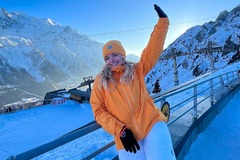 欧州のスキーリゾートで富裕層に仕える「シャレーガール」、どんな仕事なのか