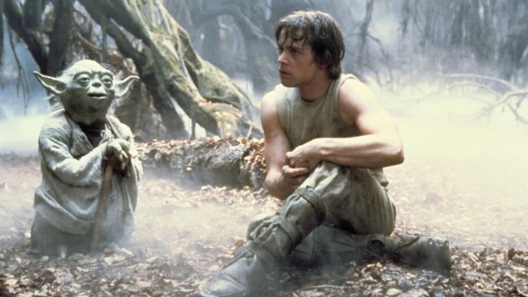 「スター・ウォーズ エピソード５／帝国の逆襲」のヨーダとルーク・スカイウォーカー/Lucasfilm/Fox/Kobal/Shutterstock