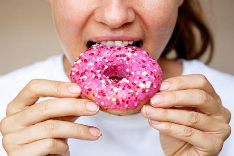 超加工食品の摂取、１０％増えるごとに早死にリスクが３％増　新研究