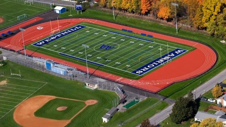 ウェストヒル・ハイスクールのグラウンド＝撮影日時不詳/Westhill High School/Facebook