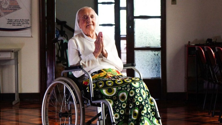 ブラジル人女性のイナ・カナバッロ・ルーカスさん＝２０２４年２月/Carlos Macedo/LongeviQuest/AP