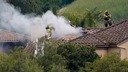 小型機が住宅に墜落、乗員１人死亡　米カリフォルニア州