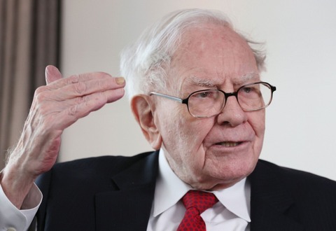 バフェット氏、今年末にバークシャーのＣＥＯ退任へ　後任にアベル氏
