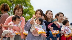 １５歳未満の子ども、人口の１１．１％に　日本で進む人口危機