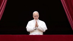 「戦争を繰り返してはいけない」、ローマ教皇レオ１４世が初の祈り　ウクライナとガザの平和訴え