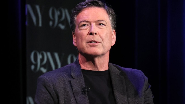 ＦＢＩのジェームズ・コミー前長官が、物議を醸したＳＮＳへの投稿を削除した/Dia Dipasupil/Getty Images/File