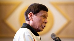 ＩＣＣに拘置のフィリピン前大統領、地元市長選で圧勝　就任の可能性は