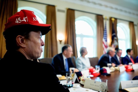 イーロン・マスク氏、政治献金を「大幅に削減」へ　大統領選ではトランプ陣営に大口献金