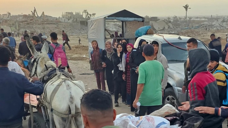 イスラエル軍が支援拠点付近で発砲、パレスチナ人２６人死亡　医療従事者