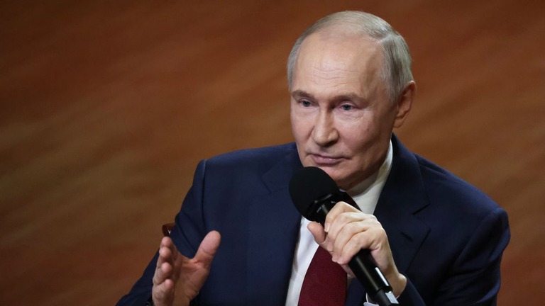 ウクライナとの和平協議で、プーチン大統領が何らかの譲歩を打ち出す兆しは見られない/Contributor/Getty Images