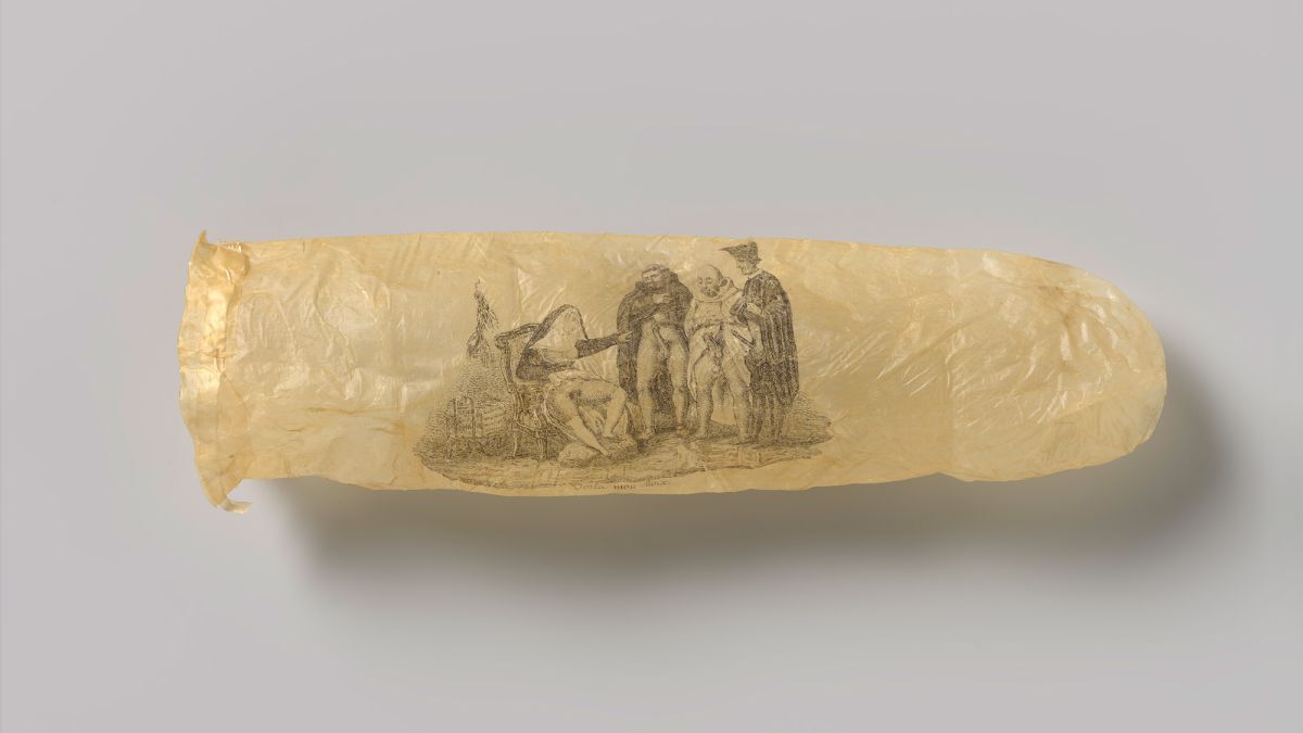 エロチックなエッチングによって装飾されたコンドームは１８３０年ごろに作られたとみられる