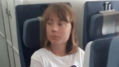 グレタ・トゥンベリさん、フランス行きの飛行機でイスラエルを出国