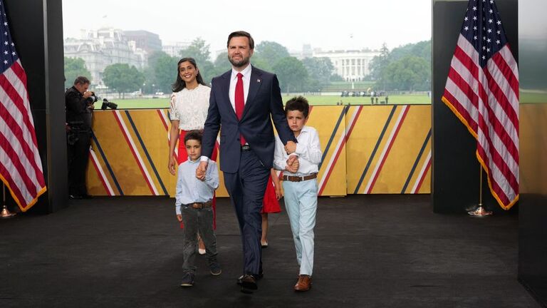 バンス副大統領一家/Doug Mills/Pool/Reuters