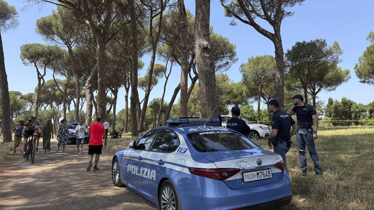 ローマの公園で母子の遺体が発見されていた/Christoph Sator/picture-alliance/dpa/AP