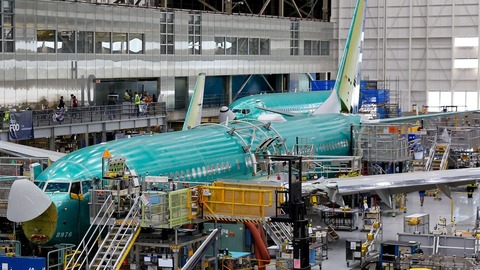 米ＮＴＳＢが異例の緊急安全勧告、ボーイング７３７ＭＡＸ機のエンジン問題