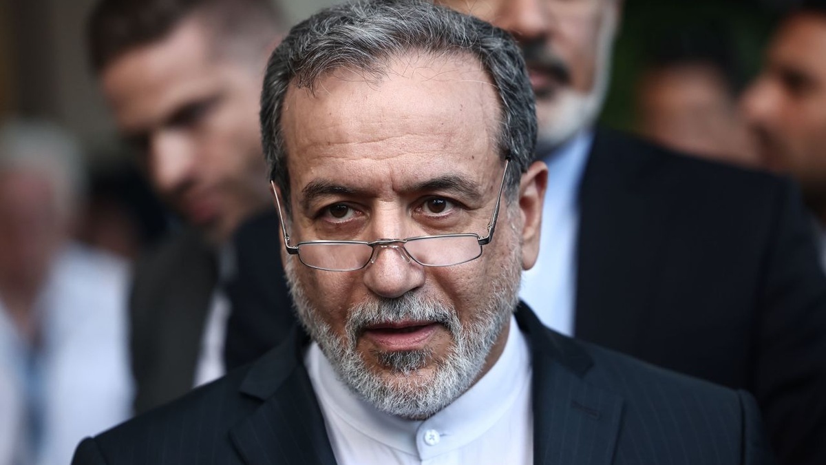 イラン外相、プーチン氏と協議のためモスクワ入り　米国による攻撃めぐり