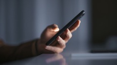 デンマーク、ディープフェイク対策の法案整備　全国民の外見と声に財産権認める内容