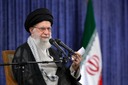 イラン最高指導者が直面する過去最大の難題　残された選択肢とは