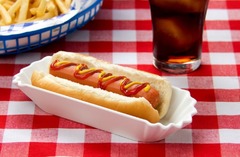 加工肉の習慣的な摂取、たとえ少量でもがんや糖尿病のリスク増大　新研究