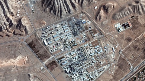 イラン、ＩＡＥＡへの協力を停止する法律を施行