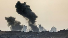 イスラエル、ガザ６０日間停戦案を受け入れ　ハマスは「検討中」