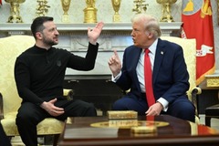 大統領執務室での会談が口論に発展したウクライナのゼレンスキー大統領とトランプ米大統領＝２月２８日