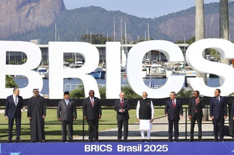 トランプ氏、ＢＲＩＣＳの「反米政策」支持の国には追加関税と警告