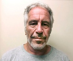 故エプスタイン氏は自殺、「顧客リスト」もなし　米司法省が発表