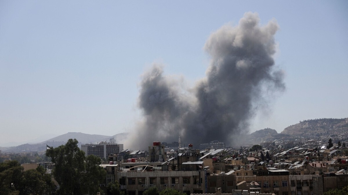 イスラエル、ダマスカスに強力な攻撃　シリア軍はスウェイダから撤収開始