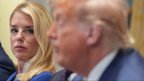 エプスタイン元被告に関する資料にトランプ氏の名前、司法長官が本人に報告 
