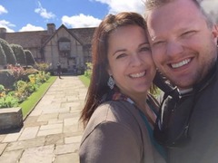 プロテインシェイクに毒物を混入され夫に殺害された妻、不可解な症状に苦しめられた１０日間　米