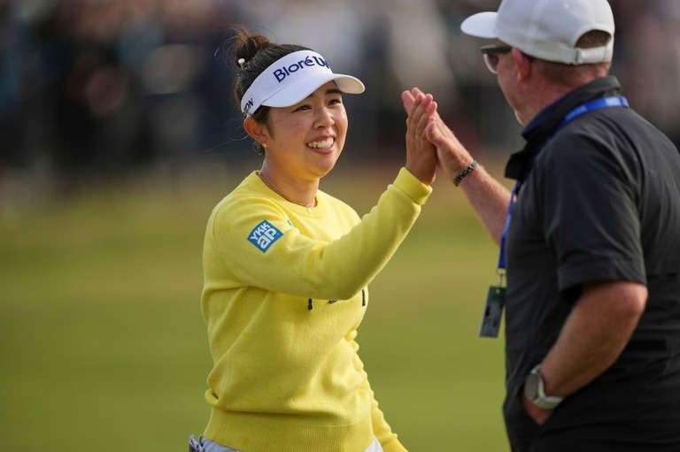 全英オープンで優勝した山下美夢有/Kin Cheung/AP