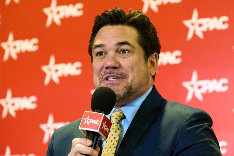 ディーン・ケインさんは移民税関捜査局（ＩＣＥ）に加わることを明らかにした/Dominic Gwinn/AFP/Getty Images