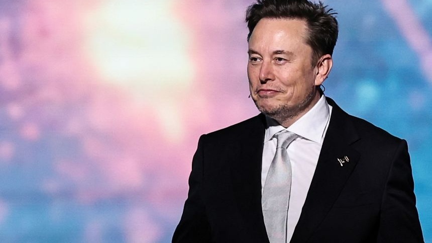イーロン・マスク氏、米アップルに法的措置　アプリのランキングで「独禁法違反」