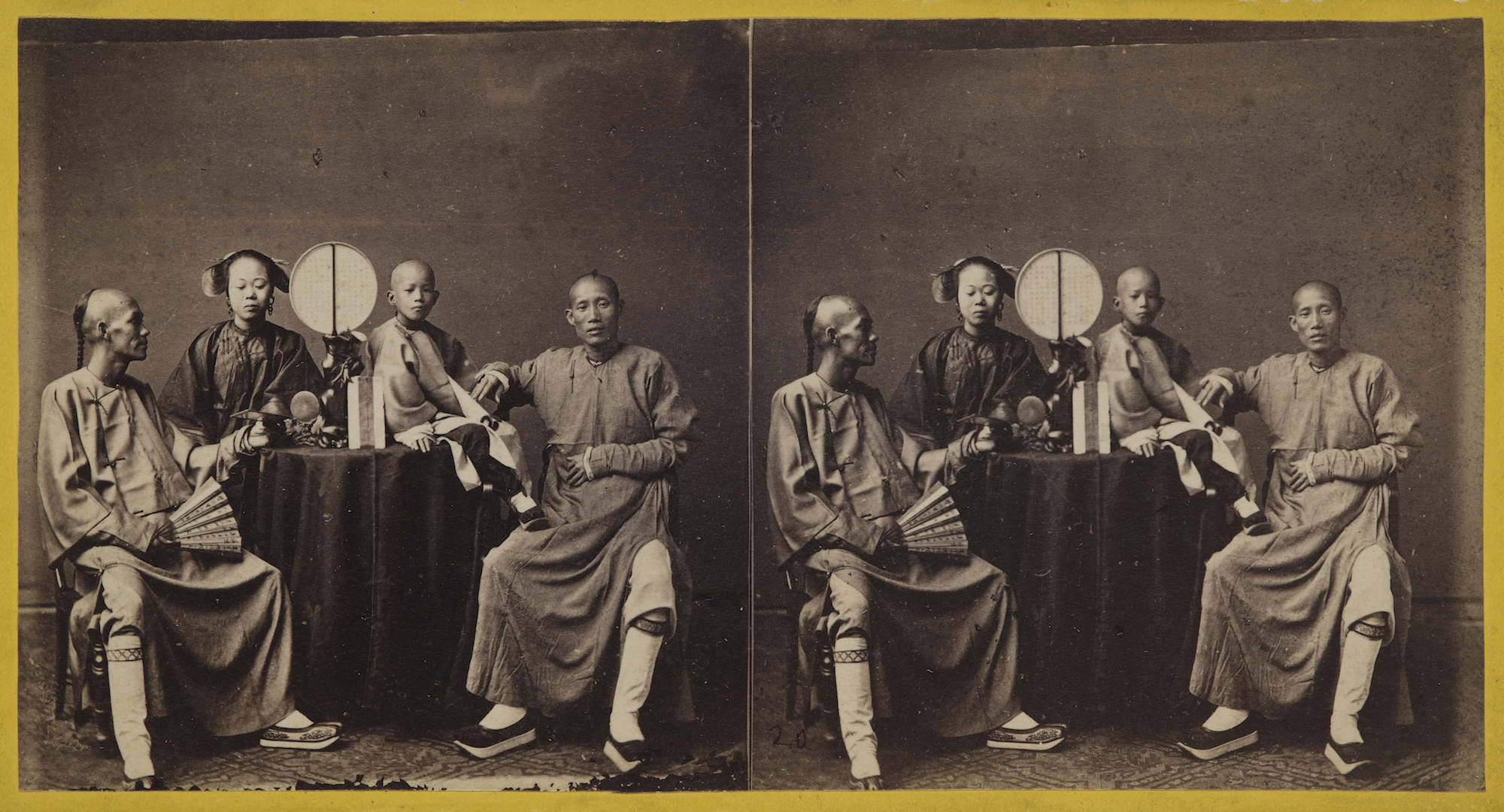 ミルトン・ミラー「商人たち」＝１８６０年ごろ/The Loewentheil Collection of China Photography